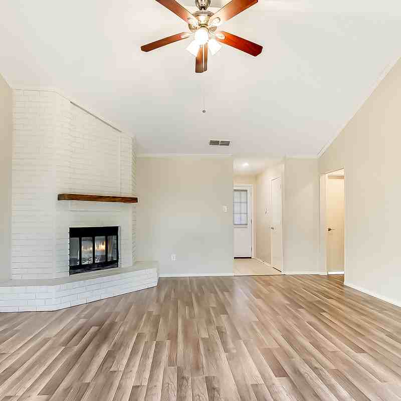2417 Clearhaven Ct - Photo 3 of 31