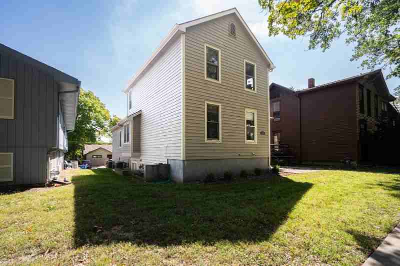 1216 Tennessee St - Photo 2 of 33
