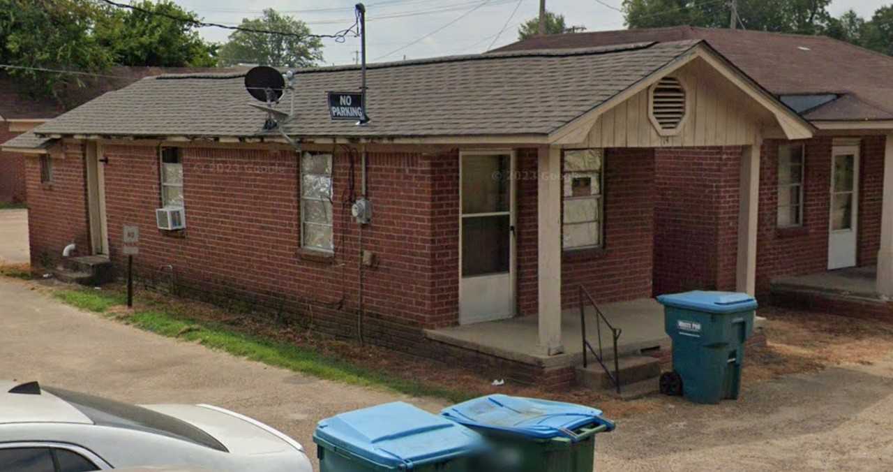 14 N East St - Photo 2 of 3