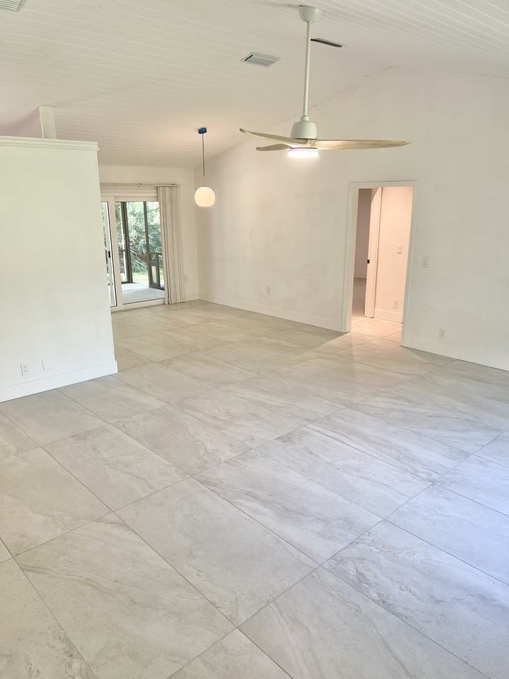 11200 164th Ct N - Photo 4 of 27