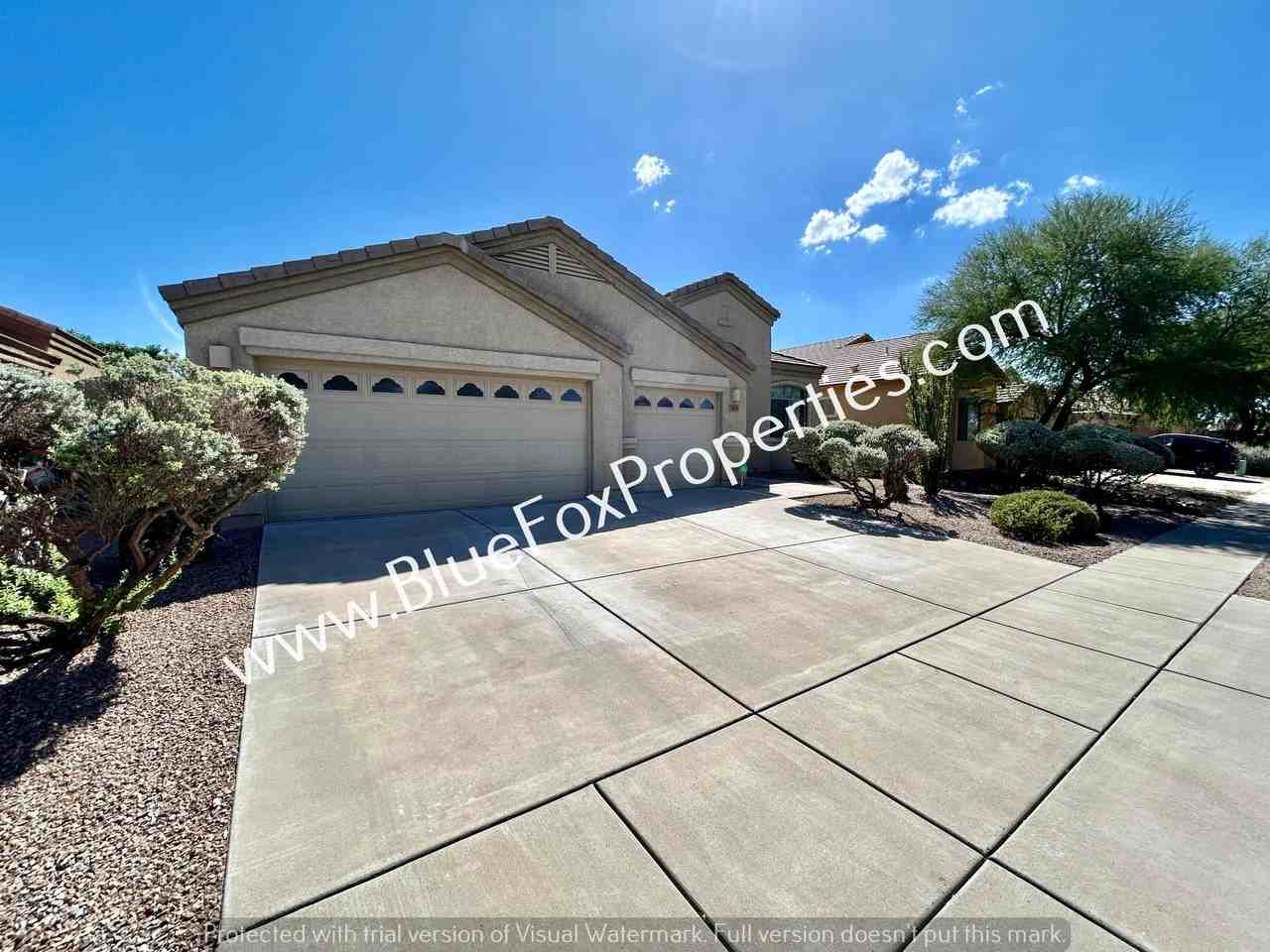 4224 E Lushfield Dr - Photo 2 of 18