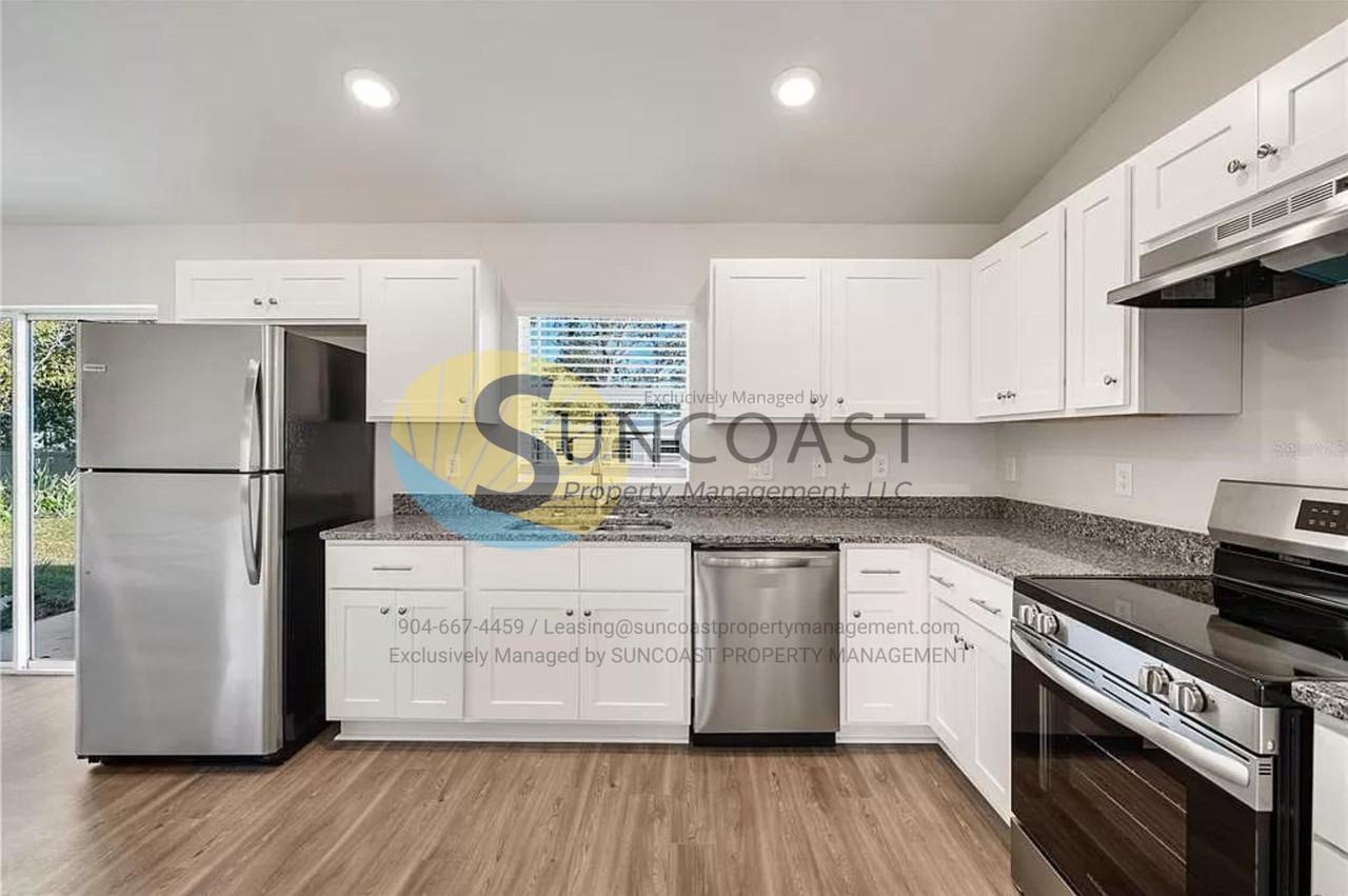 22 Tropicana Pkwy W - Photo 2 of 17