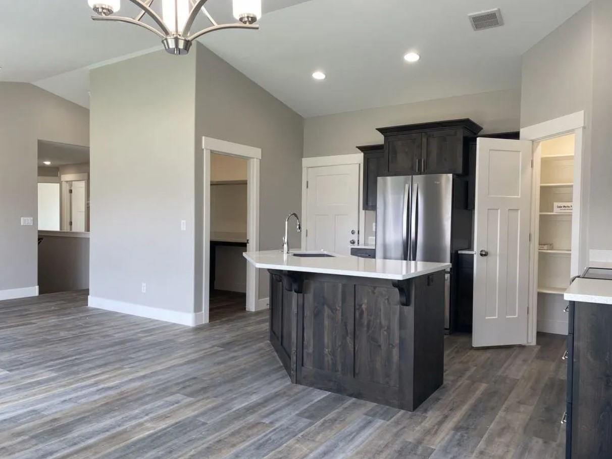 3748 Ola Vista Ave - Photo 6 of 12
