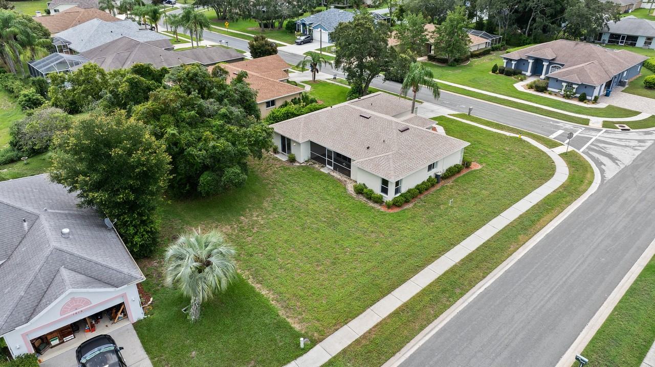 10259 Velvetseed Cir - Photo 2 of 36