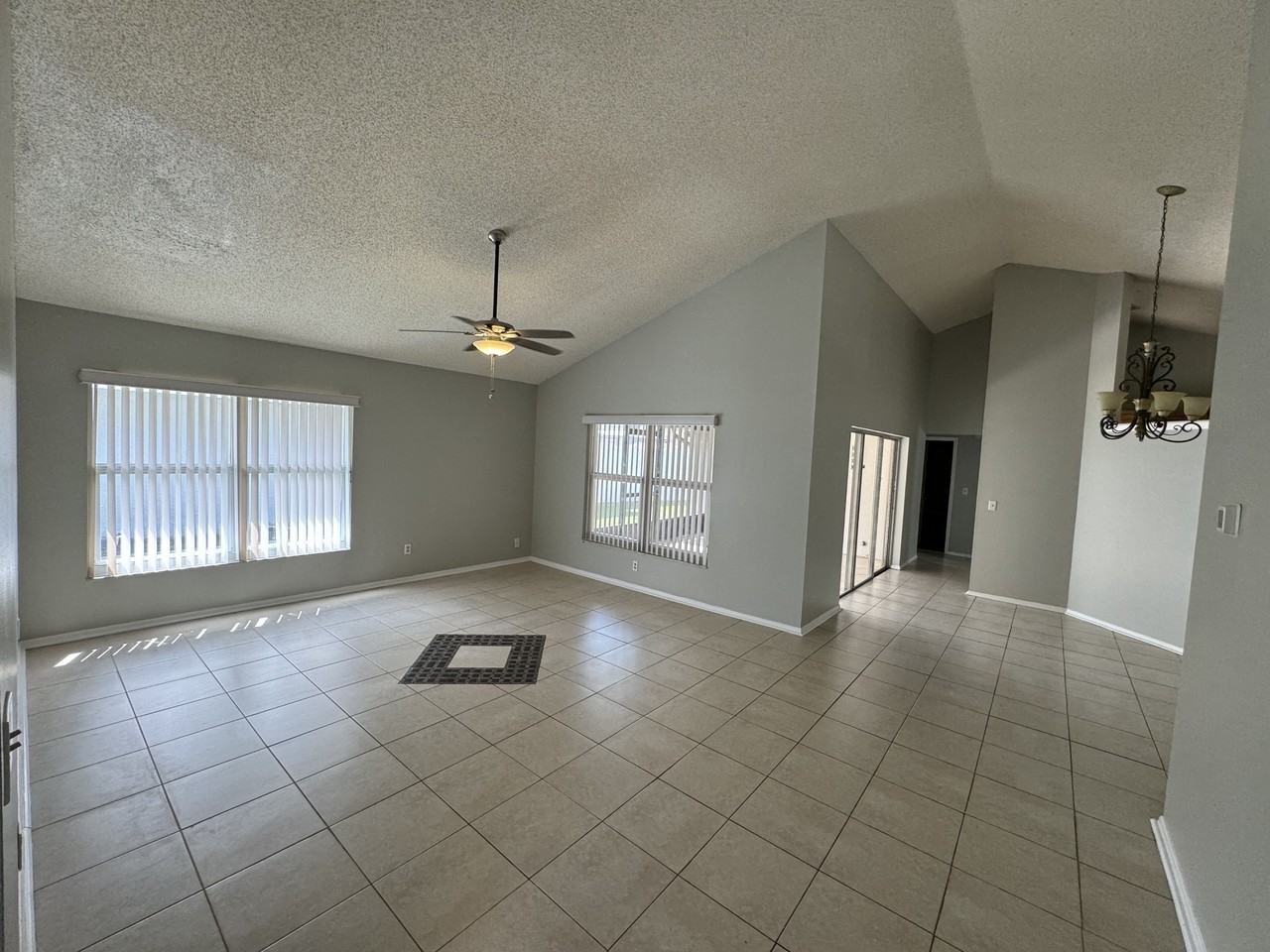 5906 Birchwood Dr - Photo 3 of 28