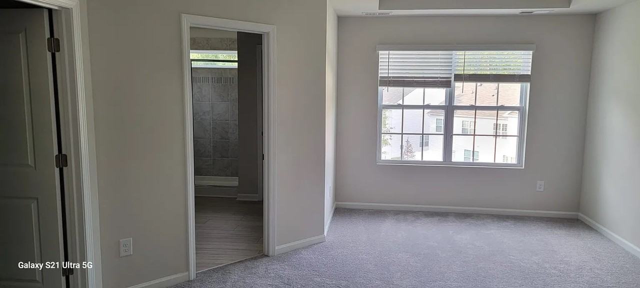 10 Loebner Ln #36 - Photo 6 of 12