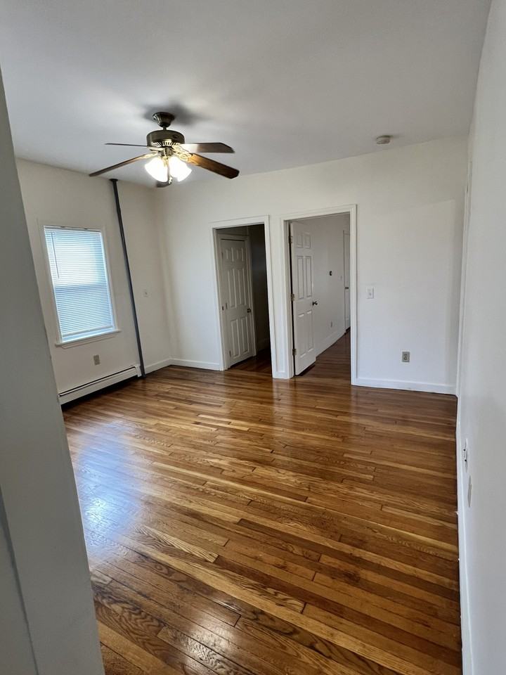 Elm St #1 - Photo 4 of 7