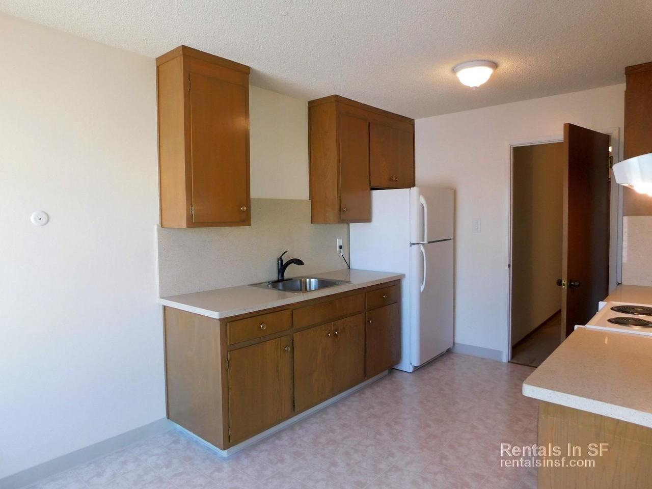 435 43rd Ave #104 - Photo 5 of 20