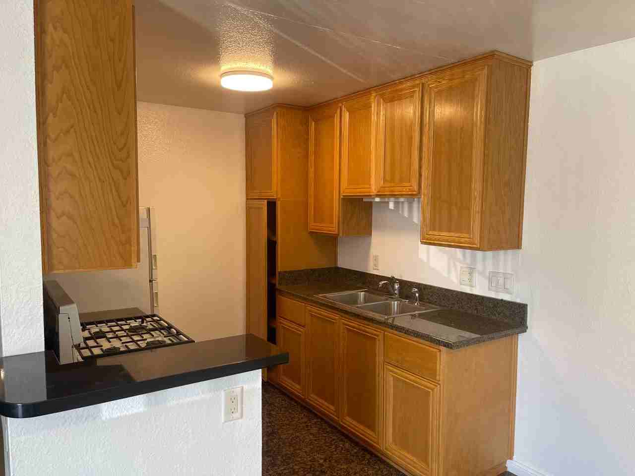 2138-2144 Adams Ave - Photo 3 of 12