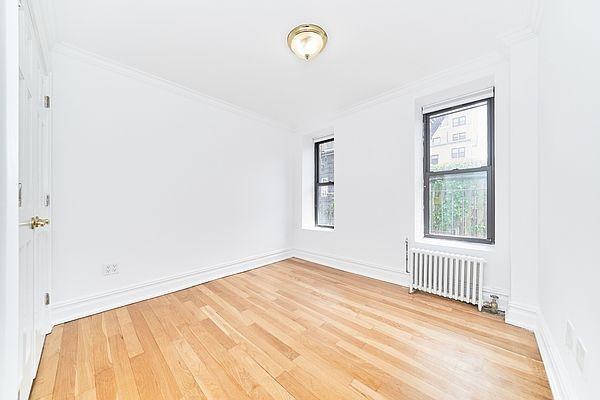 10 Morton St #5A - Photo 2 of 9