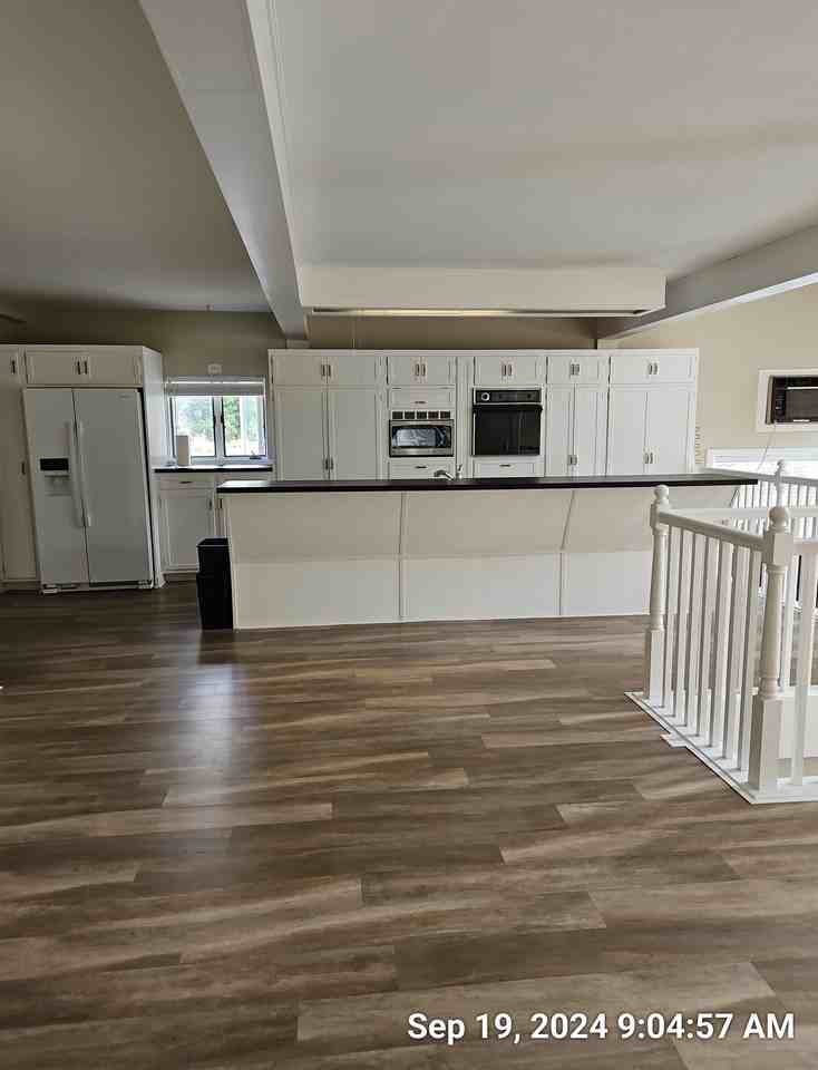 350 Boston Road - Photo 2 of 13