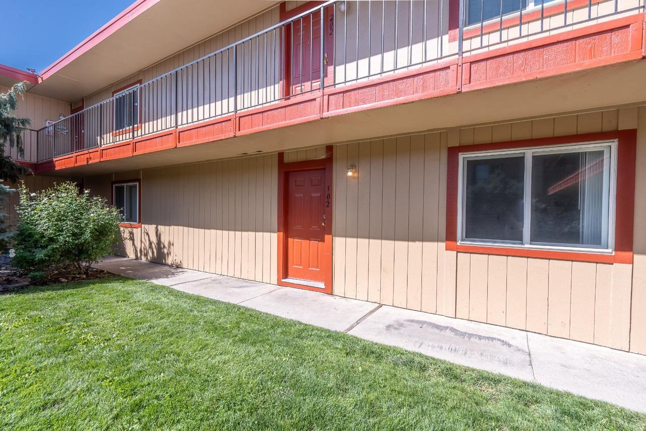 Villagio Apartments - Photo 2 of 2