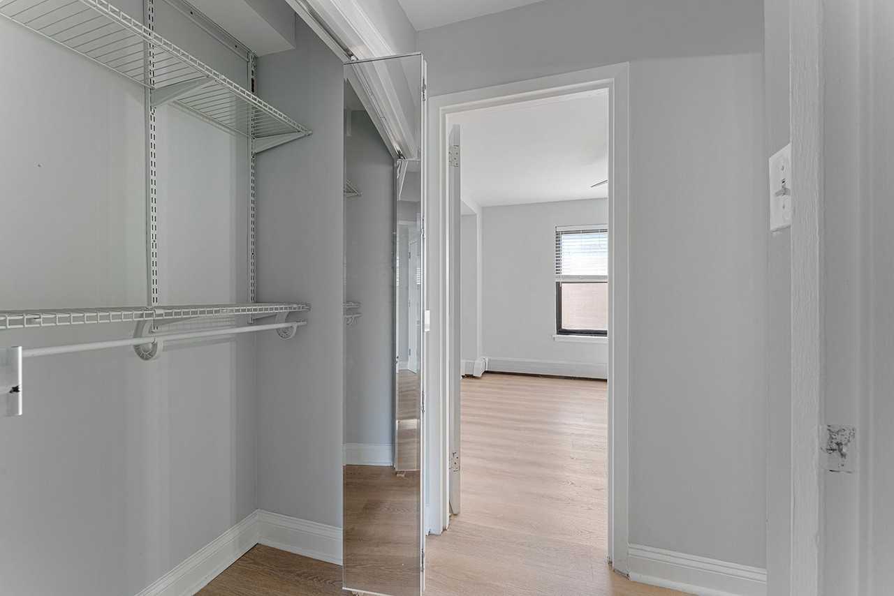 5858 N Sheridan Rd - Photo 6 of 16