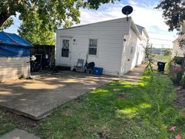 featured image of 149 E Middle St