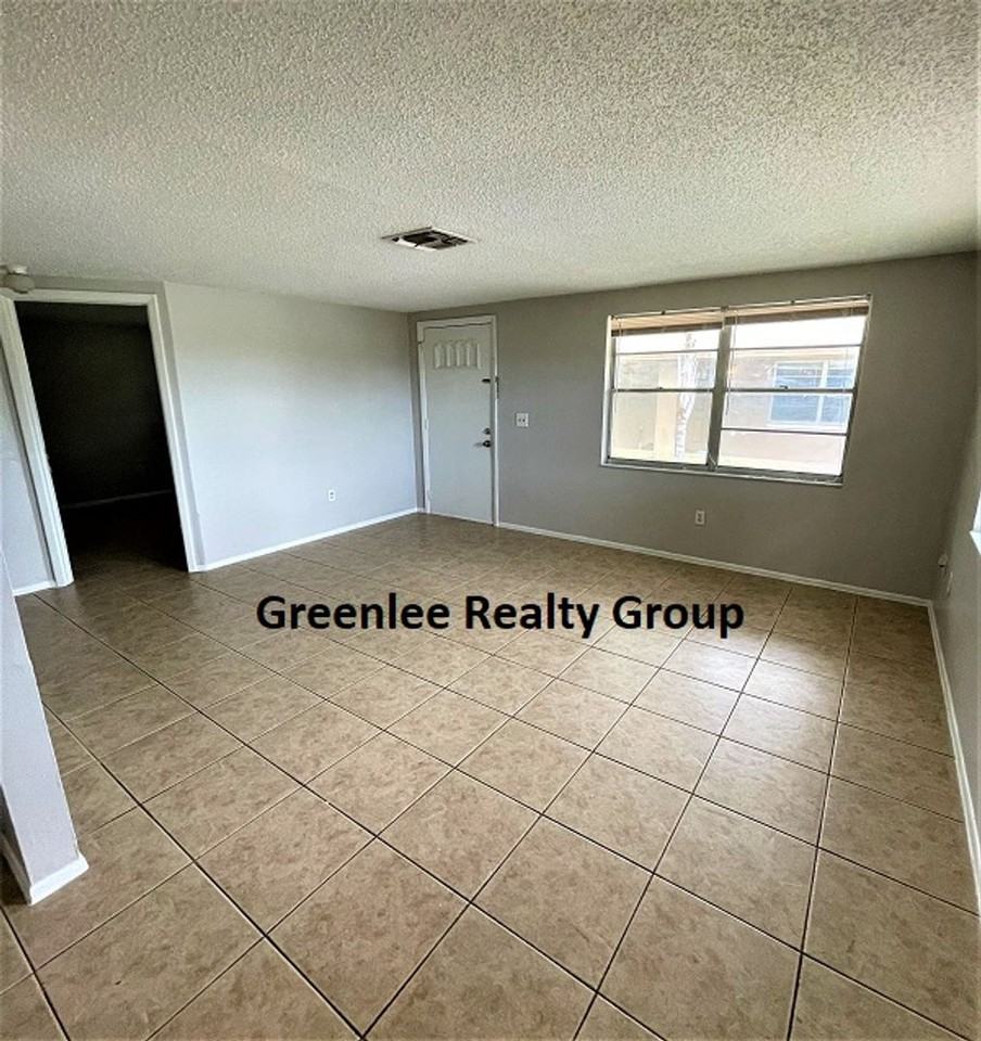 Illinois Ave Apartments - Photo 3 of 7
