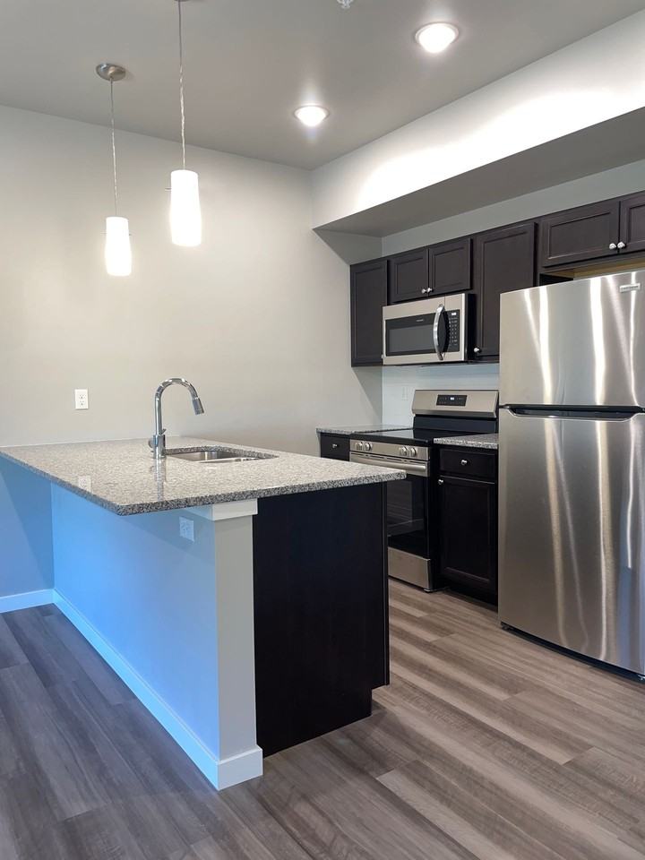 Buffalo Ridge Townhomes | Cedar Rapids 2 Bedroom Townhomes - Photo 4 of 25