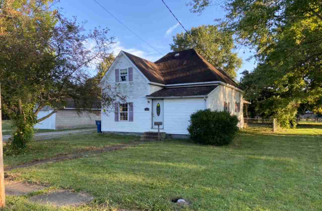 708 W Jones St - Photo 2 of 31