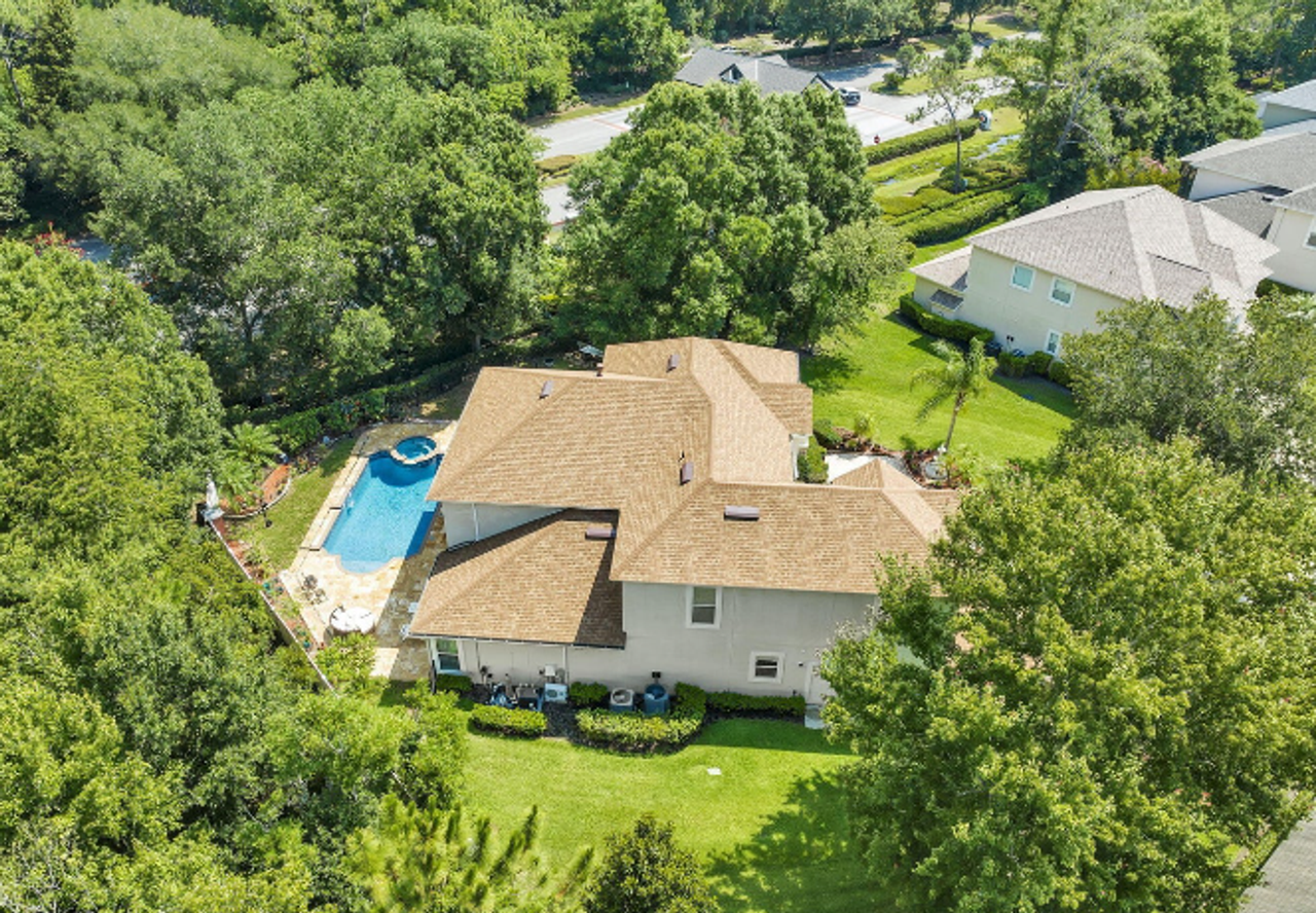 9902 Windwater Ct - Photo 3 of 50