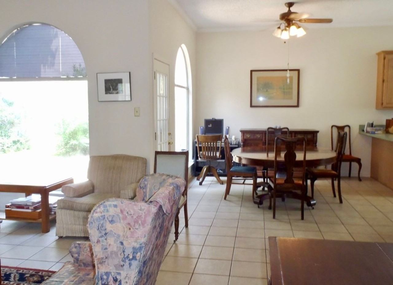 13617 S Fairview Ave - Photo 5 of 11