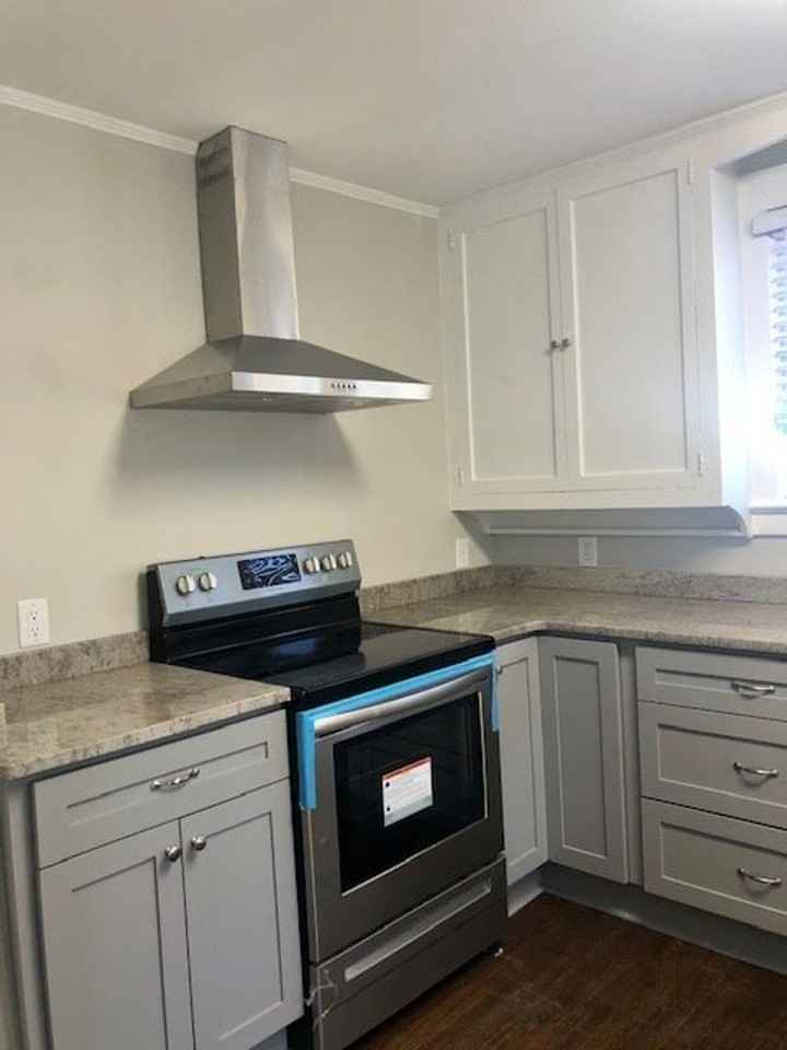 48 Brumley Ave Ne - Photo 2 of 16