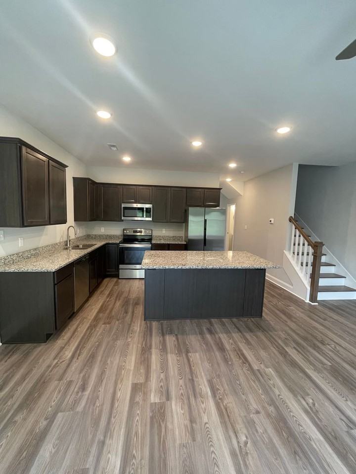 4835 Moon Lake Ln - Photo 5 of 24
