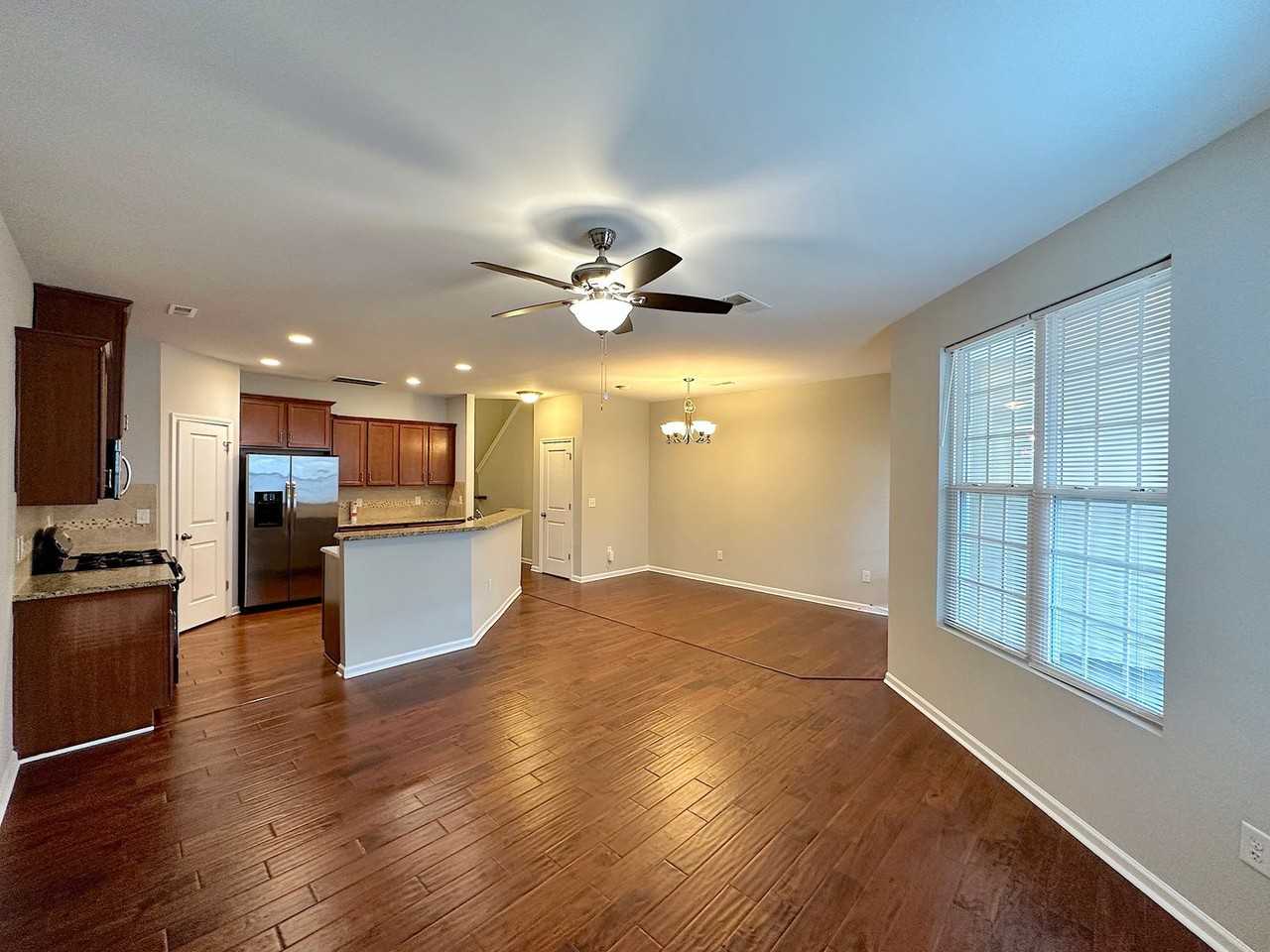 11 Daly Ct - Photo 2 of 21
