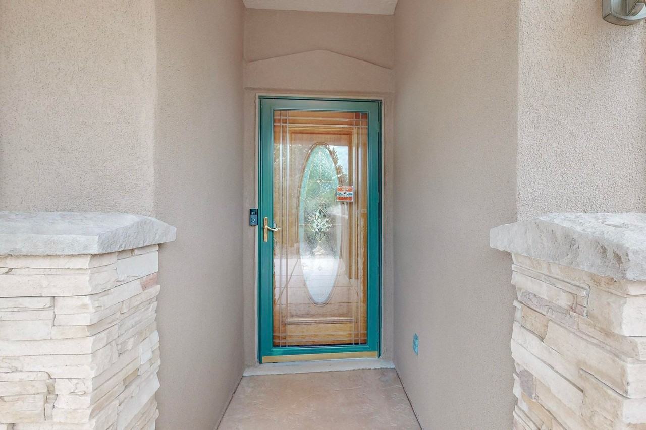 2125 Contreras Rd Ne - Photo 3 of 50