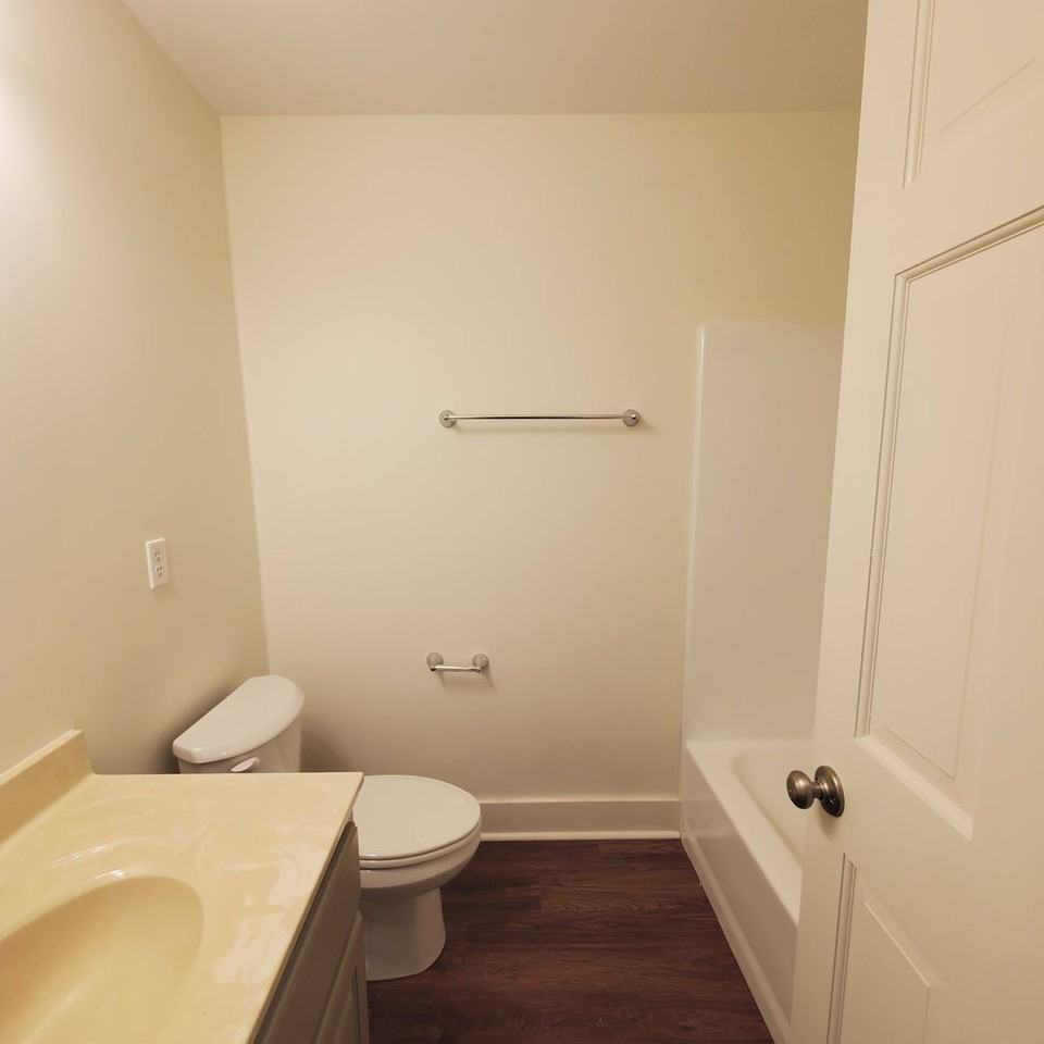 4210 Christian Dr - Photo 5 of 13