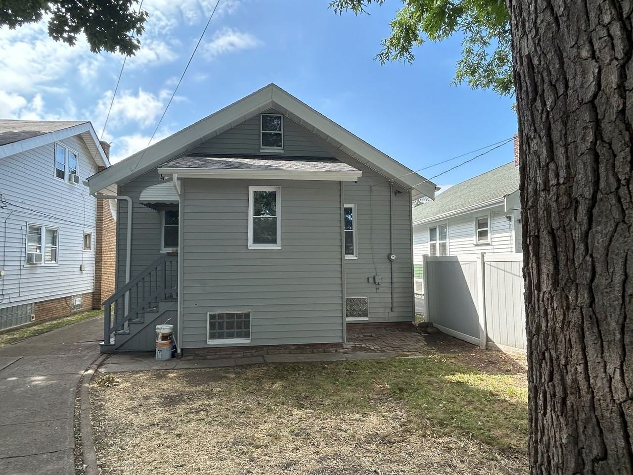 10620 Linnet Ave - Photo 5 of 50