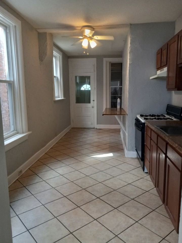 2343 Logan St - Photo 6 of 17