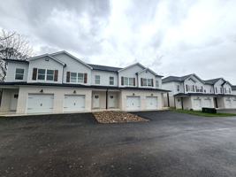 featured image of 632 Cumberland Pointe Ln #1011
