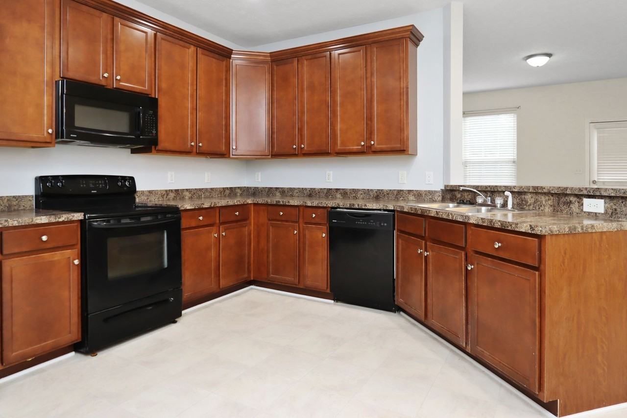 2 Musket Ln - Photo 6 of 26