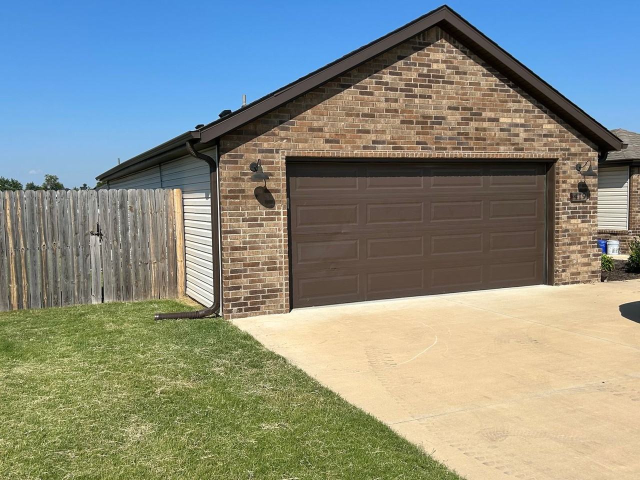 419 N Mojave St - Photo 2 of 21