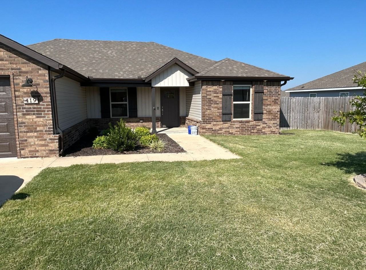 419 N Mojave St - Photo 3 of 21