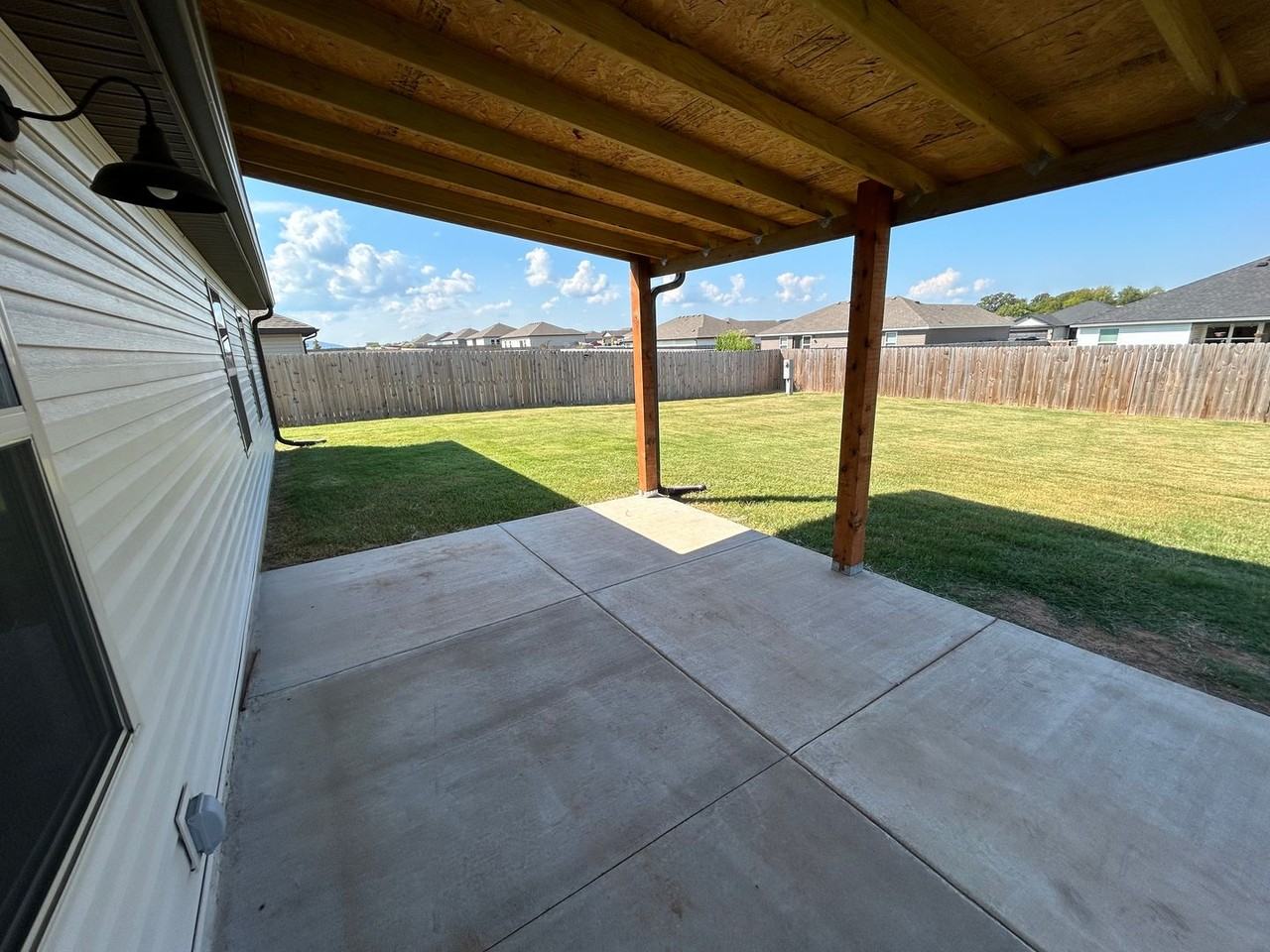 419 N Mojave St - Photo 5 of 21