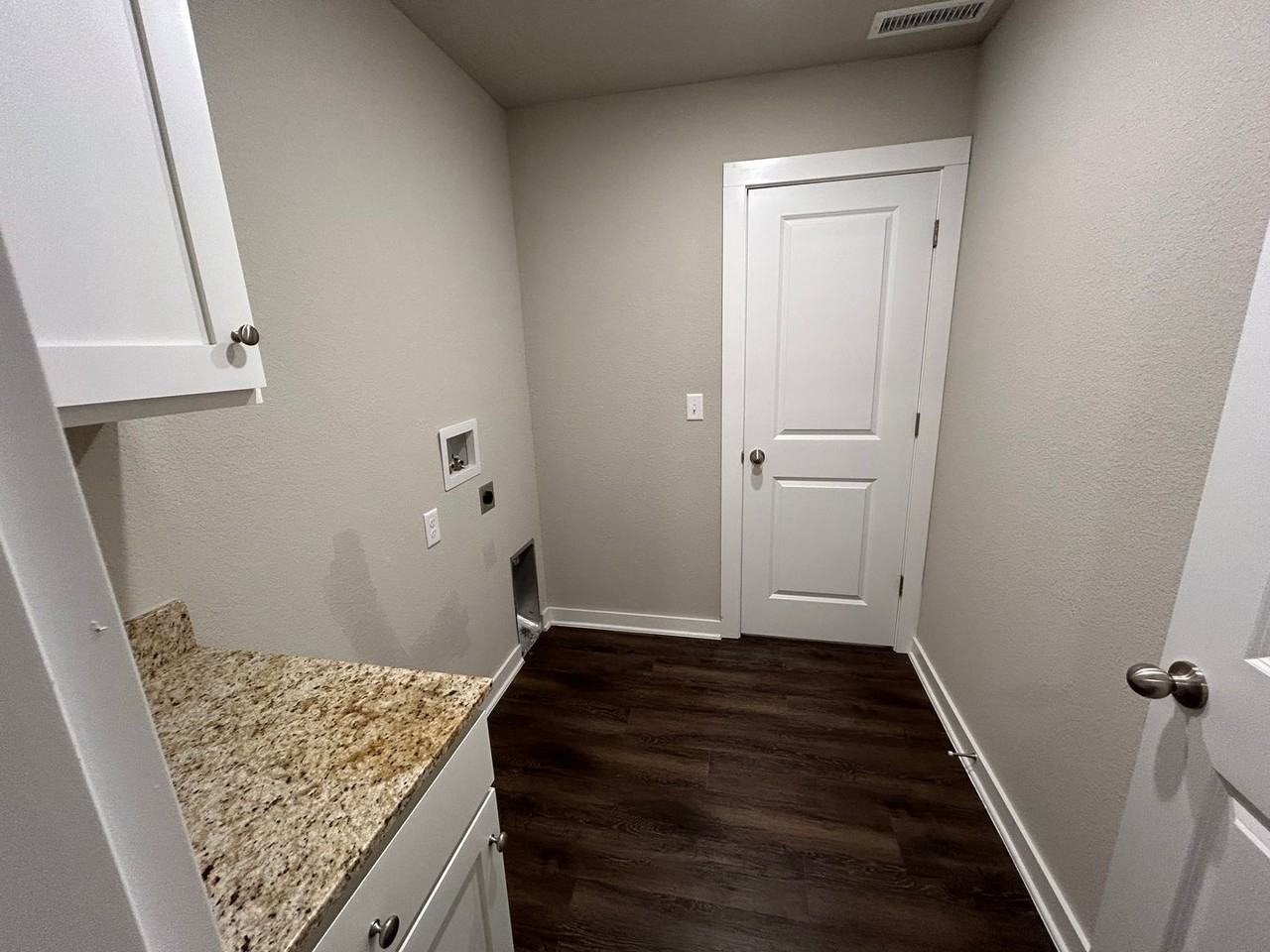 419 N Mojave St - Photo 7 of 21