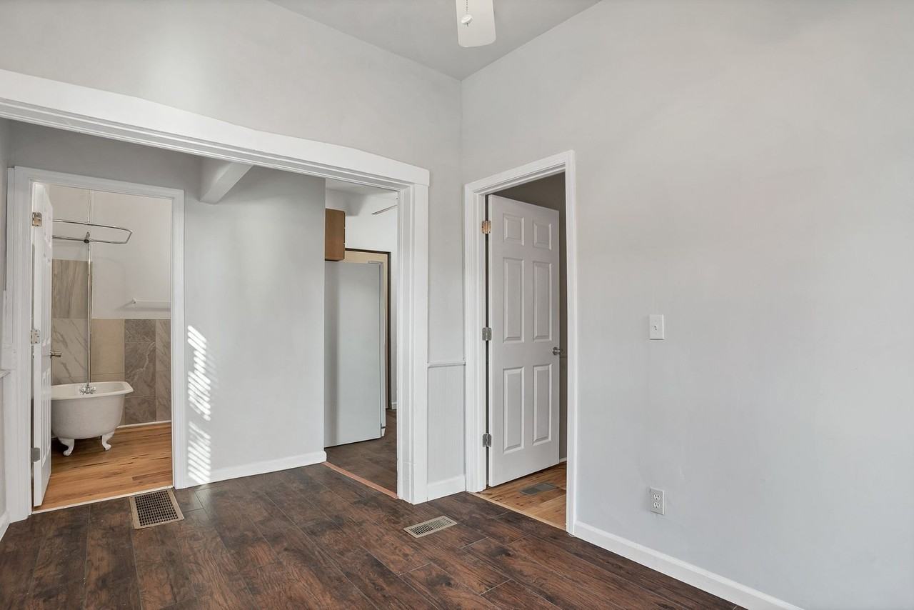 511 Schirmer Street - Photo 2 of 15