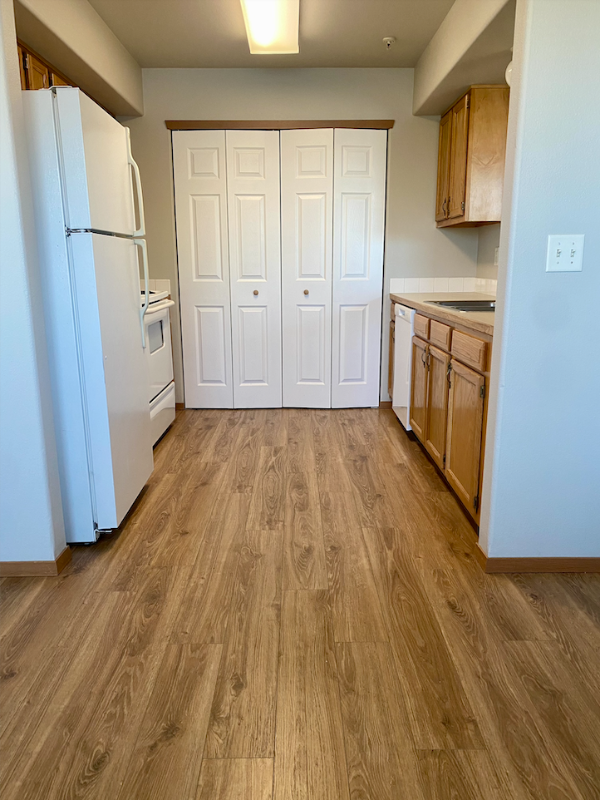 6305 Chapel Hill Blvd #N201 - Photo 4 of 28