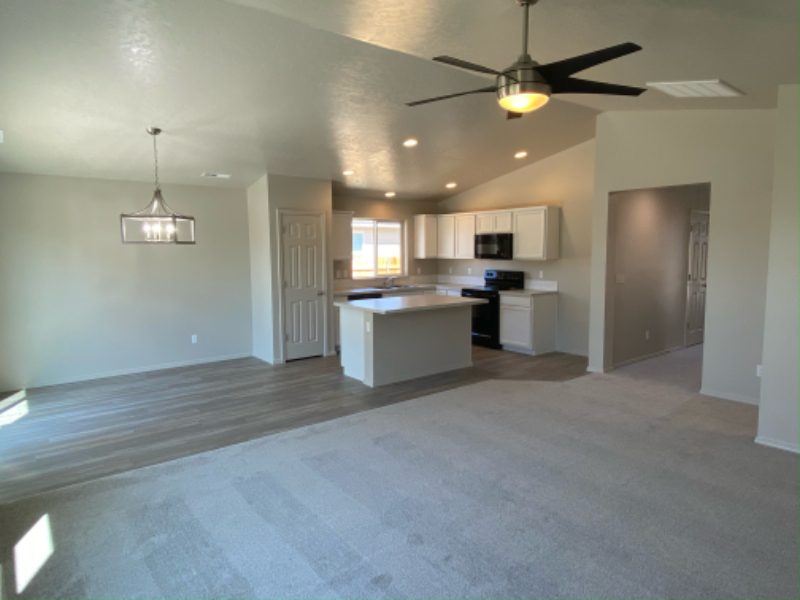 11591 Stockbridge Way - Photo 2 of 12