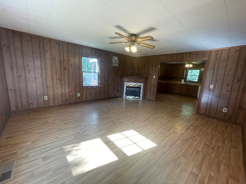 3534 Fly Rd - Photo 3 of 16