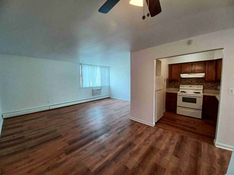 1861 Wmile Rd - Photo 3 of 10