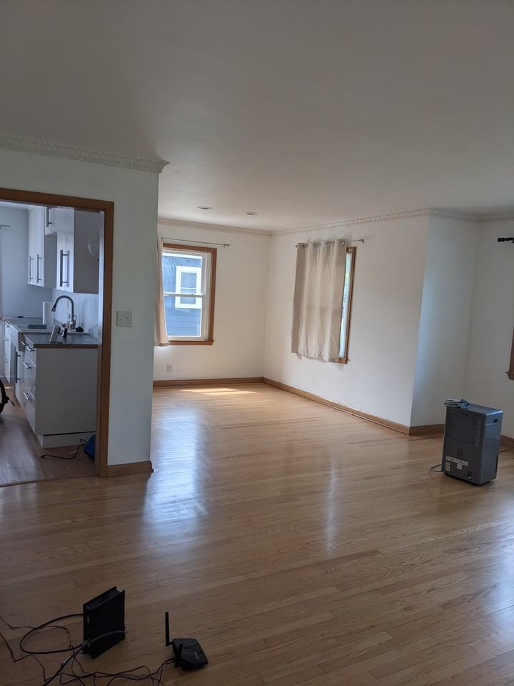 2812 S 61st St #2812 - Photo 3 of 20