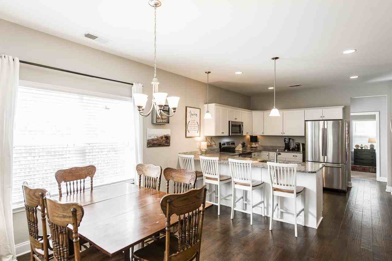 1048 Westgate Dr #NA - Photo 7 of 33