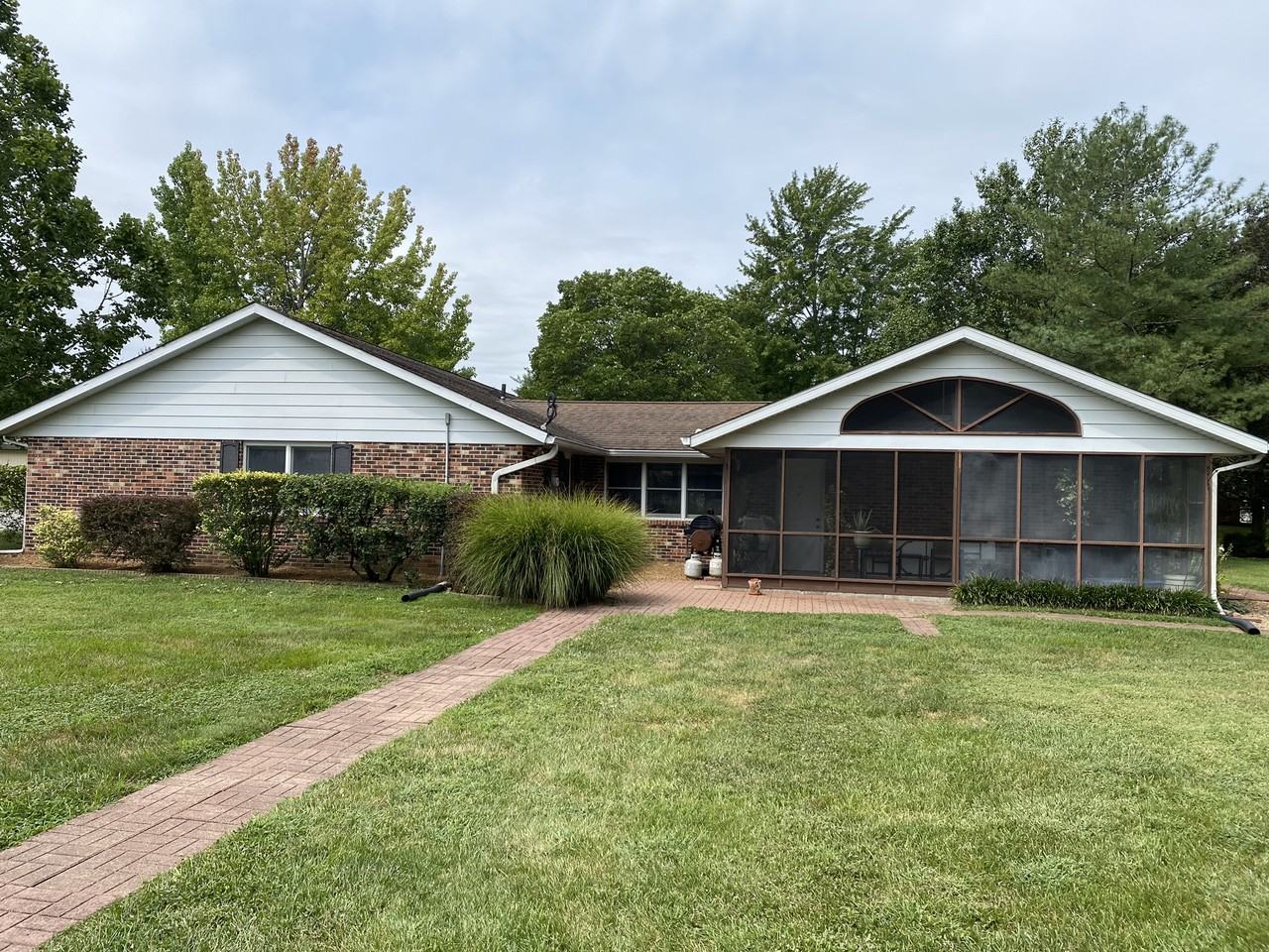 123 S Violet Ln #NA - Photo 3 of 27