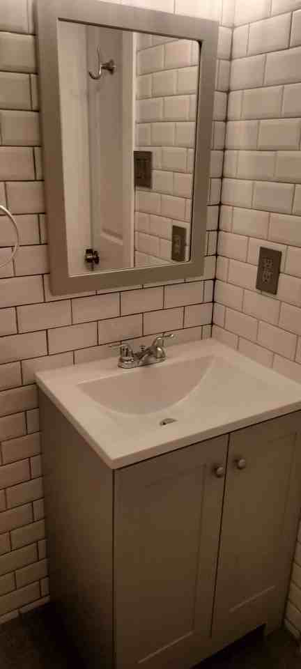 Poplar Hall Apartments - Photo 2 of 13