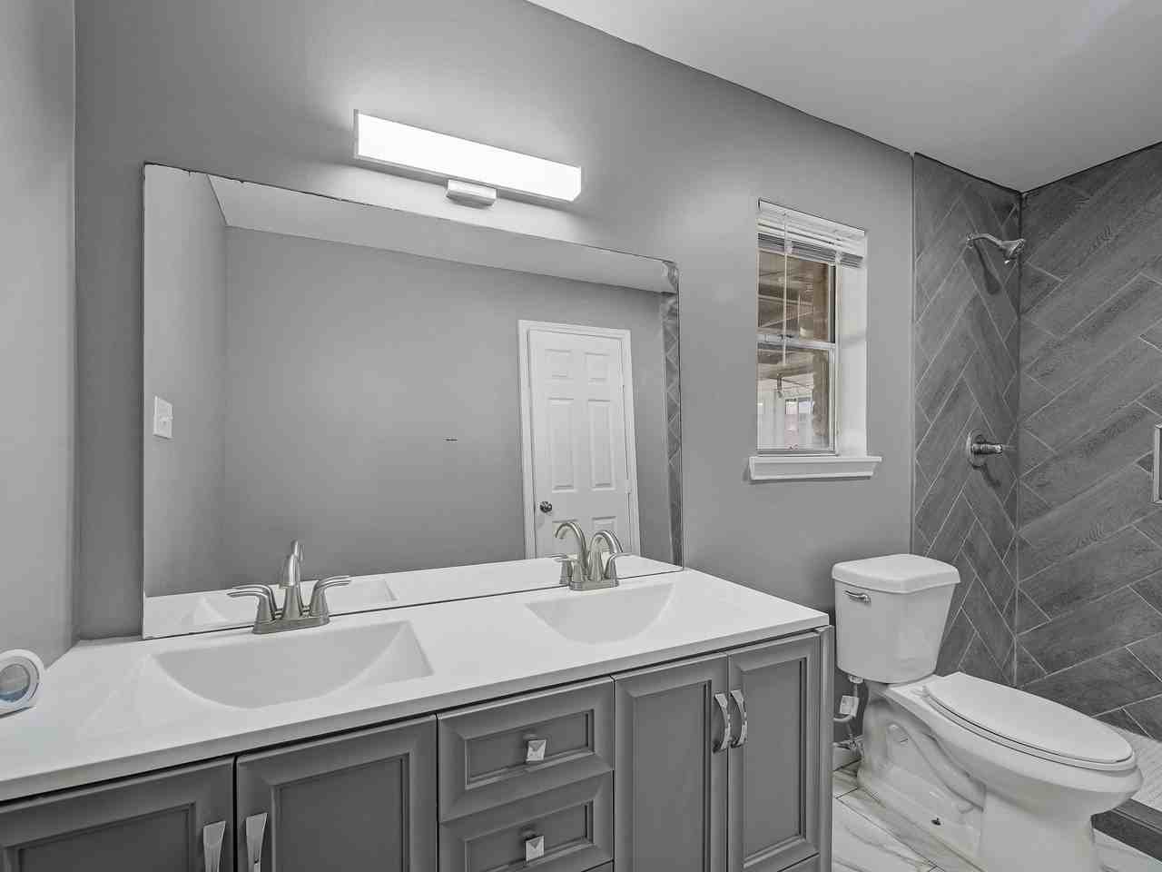 Clearglen Dr - Photo 5 of 16