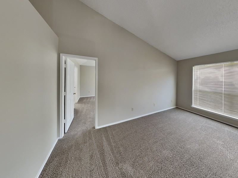 221 Seegers Dr - Photo 6 of 18