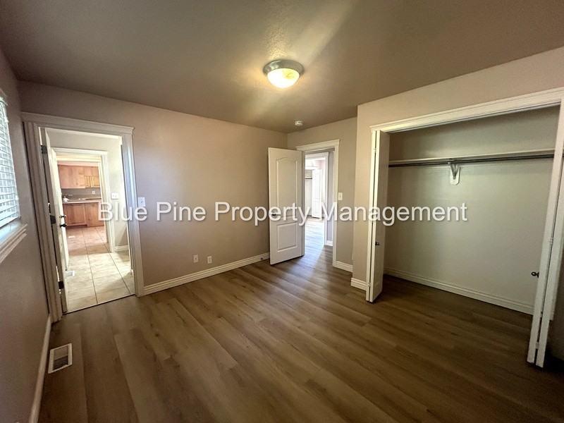 90 Drake Ave - Photo 7 of 14