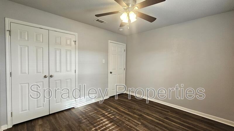 1020 N Wall St - Photo 5 of 8