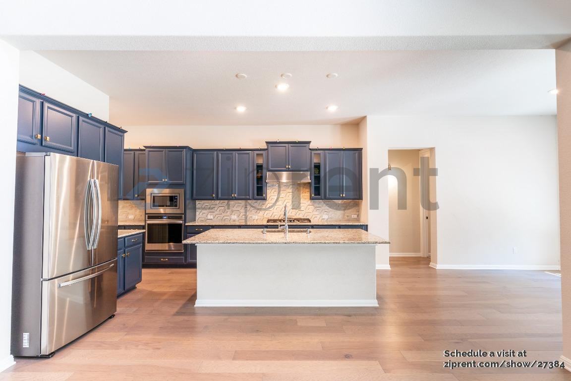 7601 Paruline Dr - Photo 4 of 28